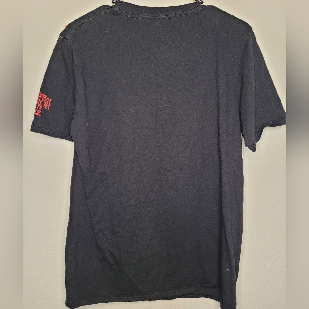 Halloween Horror Nights Universal Studios 2022 Spooky Snack Shirt Size M - Picture 2 of 4